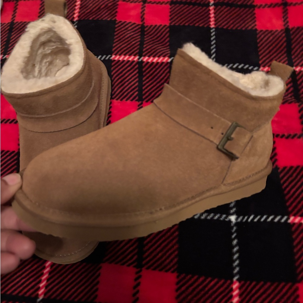 Bearpaw Leather Upper Boots